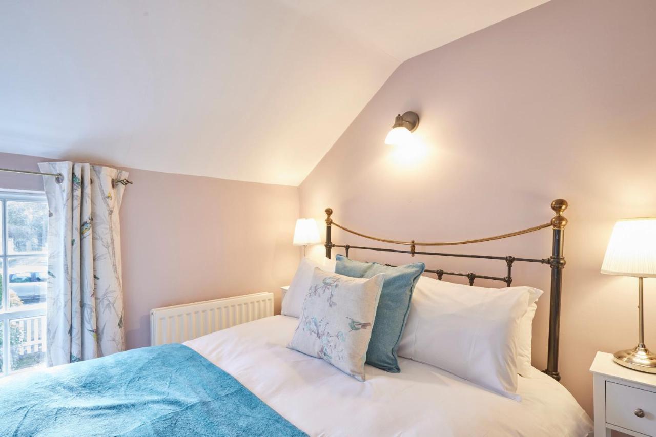 Host & Stay - Honey Cottage Hinderwell 外观 照片