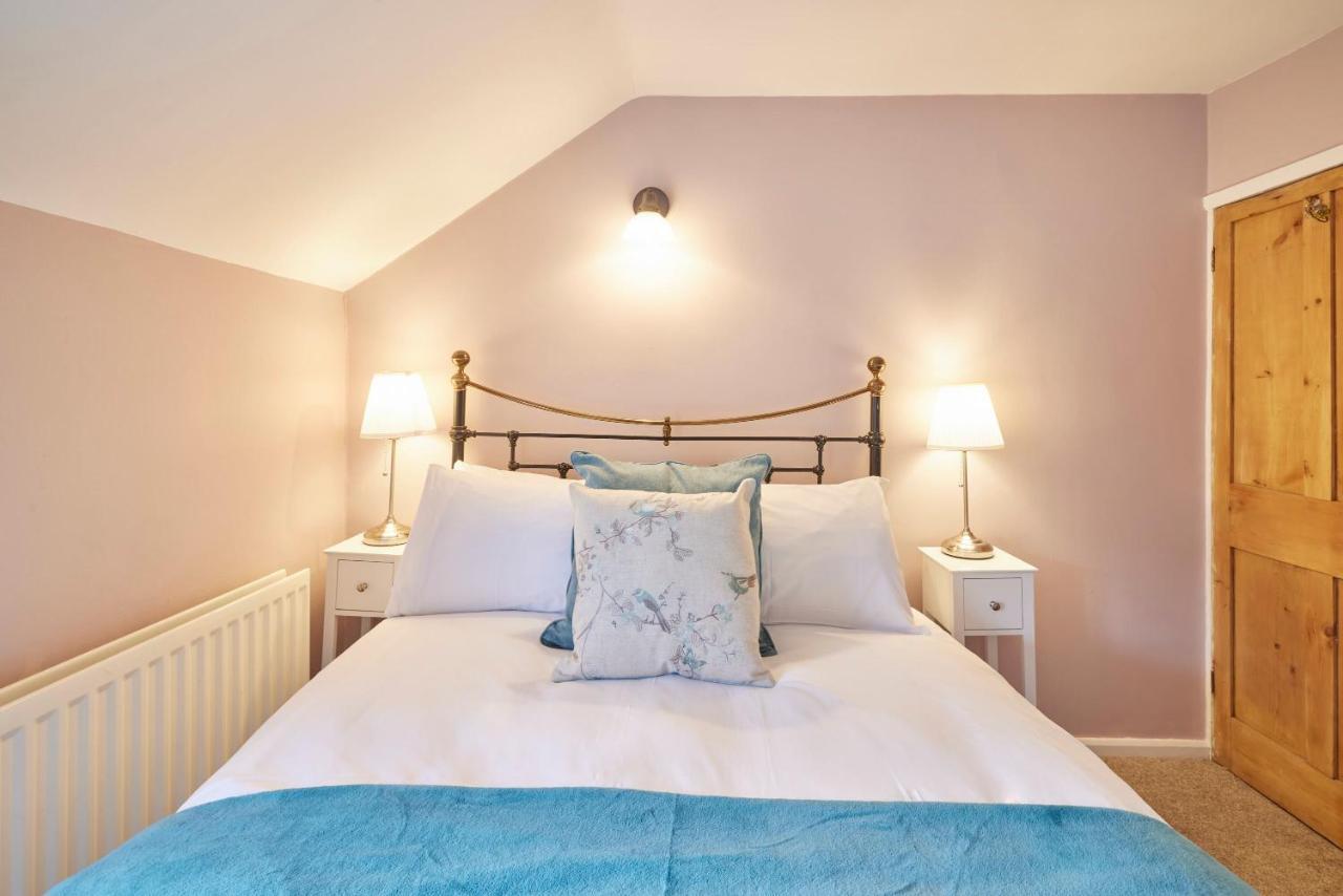 Host & Stay - Honey Cottage Hinderwell 外观 照片