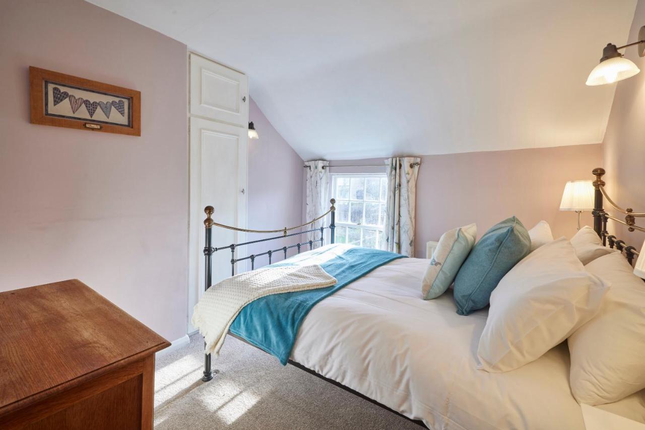 Host & Stay - Honey Cottage Hinderwell 外观 照片